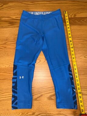 Under Armour’s Blue Athletic Leggings Small